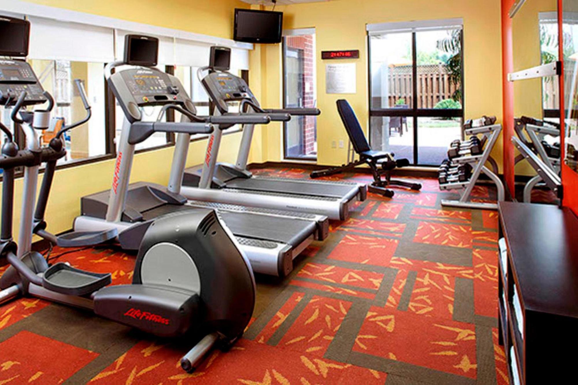 Courtyard By Marriott Akron Stow Exterior foto