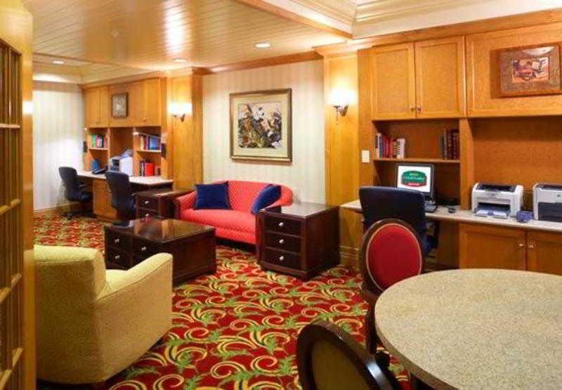 Courtyard By Marriott Akron Stow Instalações foto